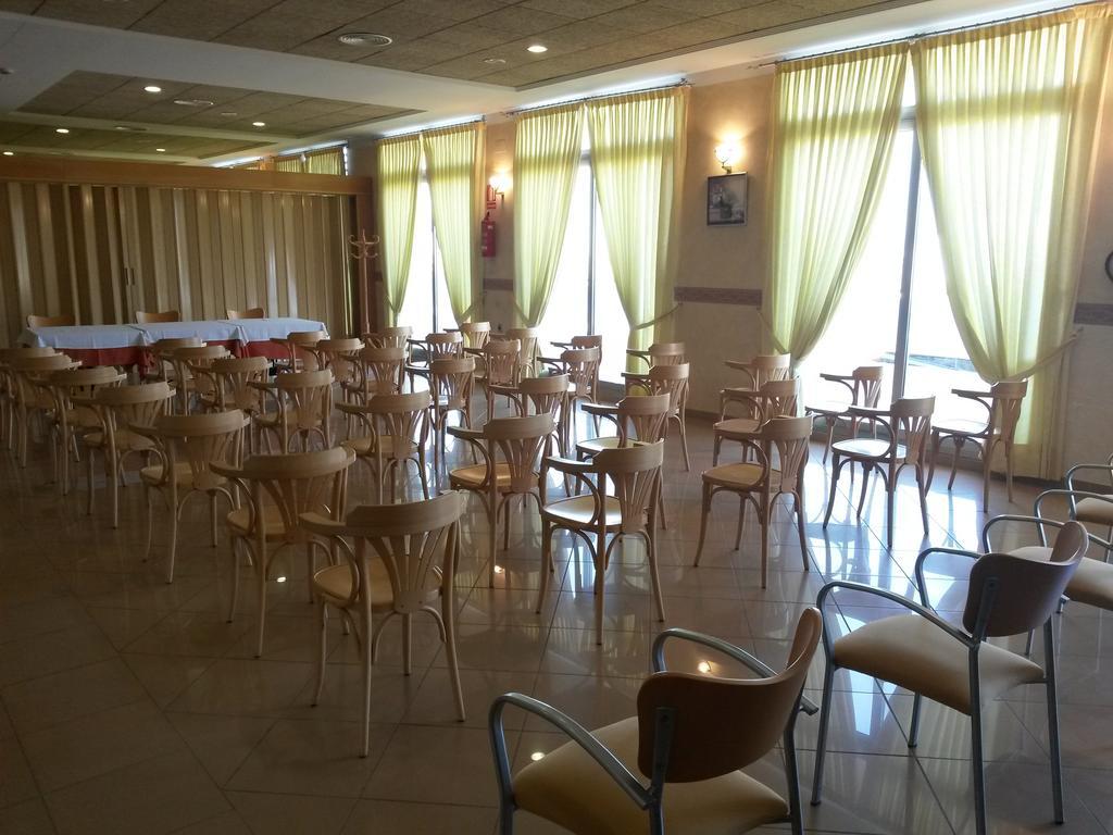 Hotel La Torre Los Montesinos Bagian luar foto