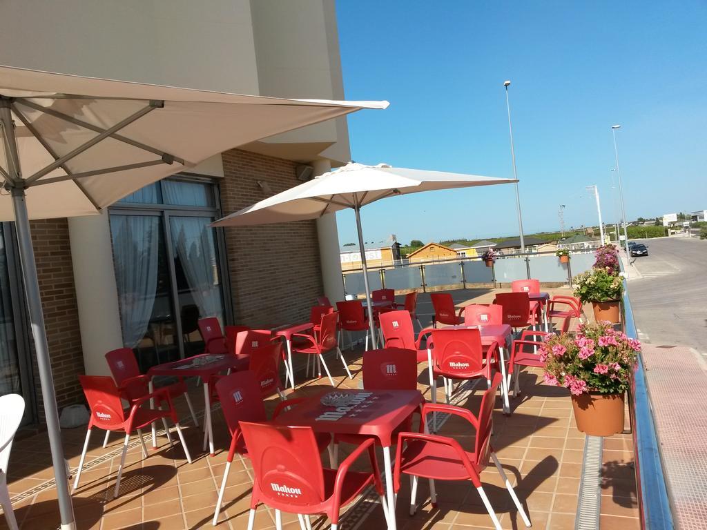 Hotel La Torre Los Montesinos Bagian luar foto